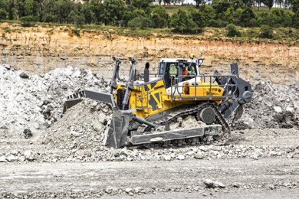 bulldozers - bulldozer-sur-chenilles-1 - PR 776 Litronic - liebherr - Tinsal - Algérie